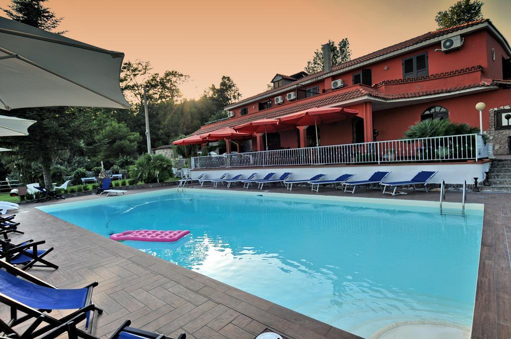 Villa Fernanda Cava deʼ Tirreni Buitenkant foto