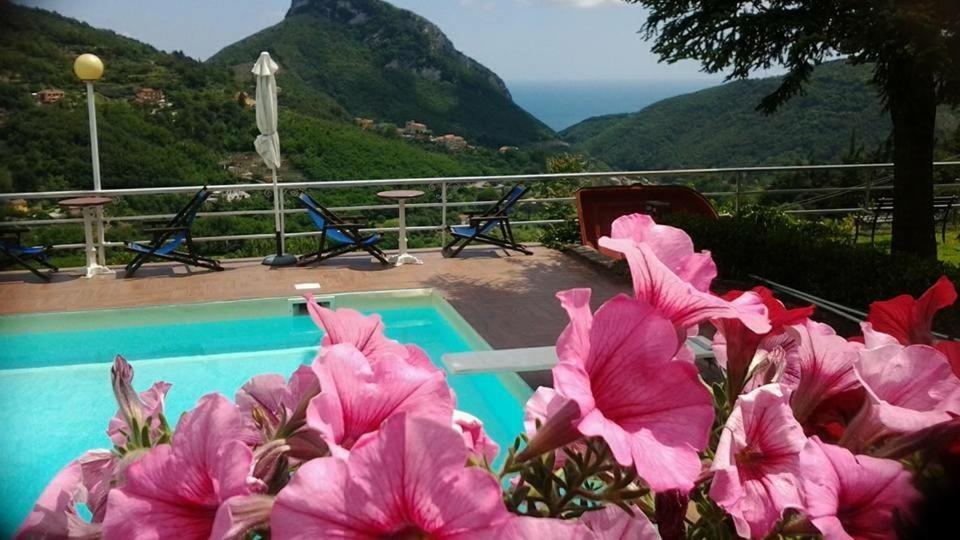 Villa Fernanda Cava deʼ Tirreni Buitenkant foto